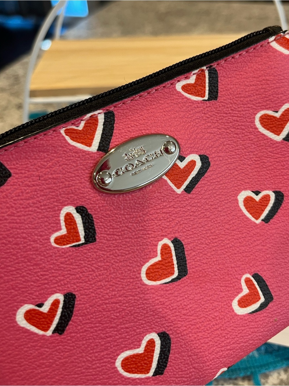 Coach Pink Heart Print Wristlet - Picture 5 of 12